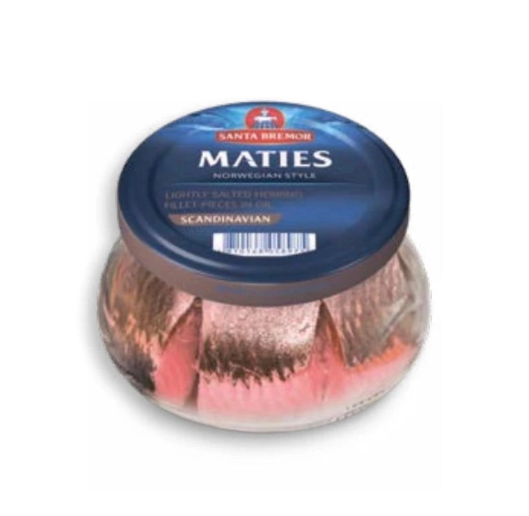 Кусочки слабосоленой сельди в масле MATIES